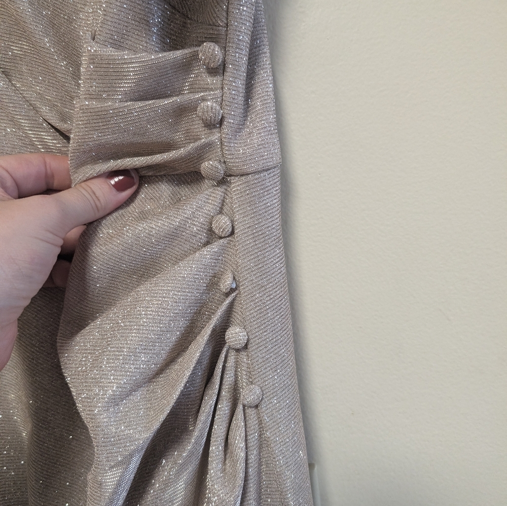 Oleg Cassini Champagne Metallic Off Shoulder Gown Size 12 nwt - Picture 6 of 11